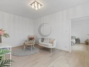 Prodej bytu 2+kk, Dvůr Králové nad Labem, nábřeží Benešovo, 48 m2