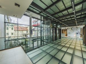 Pronájem kanceláře, Praha - Motol, Plzeňská, 413 m2