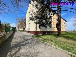 Prodej bytu 3+1, Chvaletice, Obránců míru, 58 m2