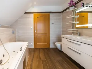 Prodej rodinného domu, Praha - Libuš, Vyšebrodská, 168 m2