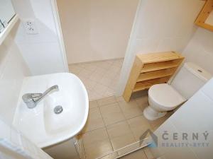 Pronájem bytu 1+1, Liberec, Bezová, 42 m2