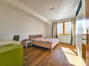 Pronájem bytu 3+kk, Praha - Břevnov, Šlikova, 102 m2
