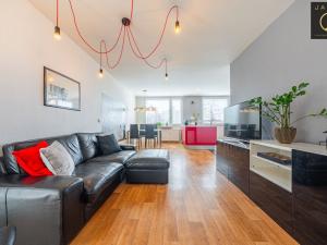 Prodej bytu 4+1, Praha - Kobylisy, Tanvaldská, 90 m2