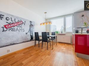 Prodej bytu 4+1, Praha - Kobylisy, Tanvaldská, 90 m2