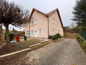 Pronájem vily, Statenice, Za Roklí, 336 m2