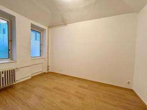 Prodej bytu 3+1, Praha - Libeň, Turnovská, 75 m2
