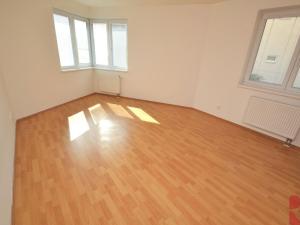 Pronájem bytu 2+kk, Praha - Strašnice, Strančická, 58 m2