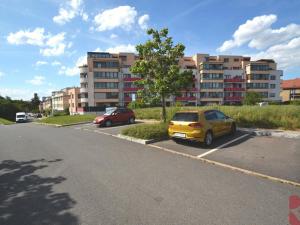 Pronájem bytu 2+kk, Praha - Strašnice, Strančická, 58 m2