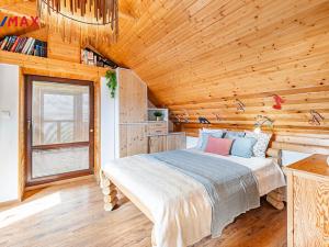 Prodej rodinného domu, Byšice, 5. května, 300 m2