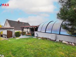 Prodej rodinného domu, Byšice, 5. května, 300 m2