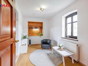 Prodej rodinného domu, Byšice, 5. května, 300 m2