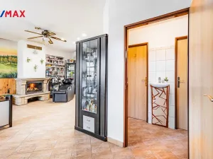 Prodej rodinného domu, Byšice, 5. května, 300 m2