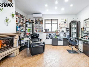 Prodej rodinného domu, Byšice, 5. května, 300 m2
