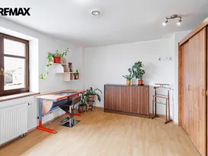 Prodej rodinného domu, Byšice, 5. května, 300 m2