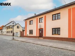 Prodej rodinného domu, Byšice, 5. května, 300 m2