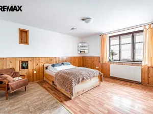 Prodej rodinného domu, Byšice, 5. května, 300 m2