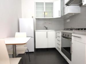 Pronájem bytu 2+kk, Praha - Krč, Vikova, 42 m2