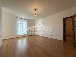 Pronájem bytu 2+1, Rokycany - Střed, Sladovnická, 77 m2