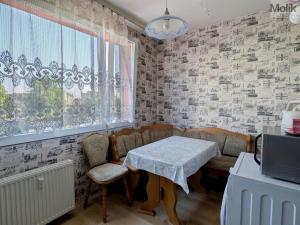 Prodej bytu 2+1, Teplice - Trnovany, U Vlastního krbu, 61 m2