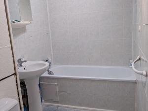 Prodej bytu 2+1, Teplice - Trnovany, U Vlastního krbu, 61 m2