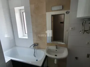 Prodej bytu 2+kk, Praha - Hrdlořezy, Českobrodská, 54 m2