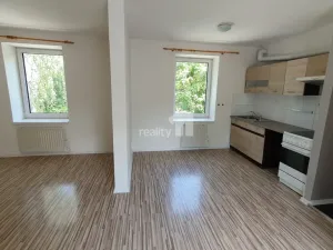 Prodej bytu 2+kk, Praha - Hrdlořezy, Českobrodská, 54 m2