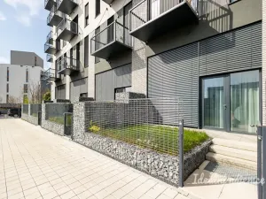 Pronájem bytu 1+kk, Praha - Holešovice, V háji, 43 m2