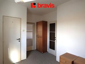 Pronájem kanceláře, Brno, Osamělá, 90 m2