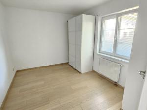 Pronájem bytu 3+1, Holubice, Buková, 60 m2