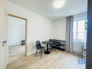 Pronájem bytu 2+kk, Plzeň - Jižní Předměstí, Kotkova, 35 m2