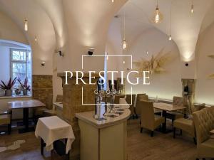 Pronájem restaurace, Praha - Staré Město, Týn, 365 m2