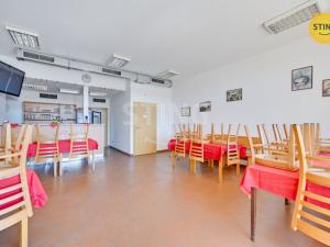 Prodej obchodního prostoru, Velehrad, Salašská, 1600 m2