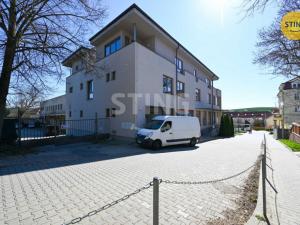 Prodej obchodního prostoru, Velehrad, Salašská, 1600 m2