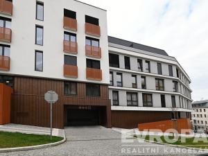 Pronájem bytu 4+kk, Liberec - Liberec IV-Perštýn, Na Perštýně, 187 m2
