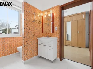 Prodej rodinného domu, Jenišov - Pod Rohem, K Rohu, 210 m2