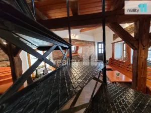 Pronájem obchodního prostoru, Kolín - Kolín III, Havelcova, 100 m2