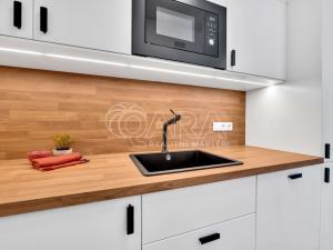 Prodej bytu 2+kk, Praha - Třebonice, Thomasova, 46 m2