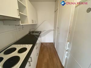 Pronájem bytu 1+1, Praha - Bohnice, Poznaňská, 45 m2