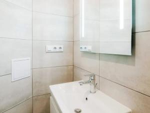Pronájem bytu 2+1, Praha - Vinohrady, Kolínská, 60 m2