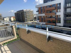 Pronájem bytu 1+kk, Praha - Třebonice, Do zahrádek I, 36 m2