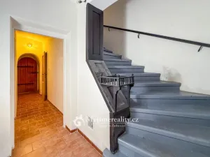 Prodej rodinného domu, Znojmo, Horní Česká, 300 m2