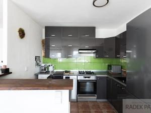 Prodej bytu 4+1, Praha - Letňany, Místecká, 88 m2