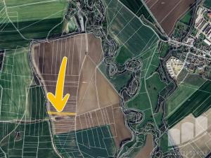 Prodej pole, Pardubice - Mnětice, 2938 m2