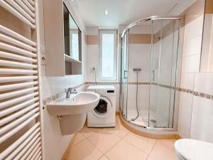 Pronájem bytu 1+kk, Praha - Horní Měcholupy, Mantovská, 40 m2