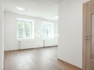 Pronájem bytu 2+kk, Praha - Bubeneč, Verdunská, 37 m2