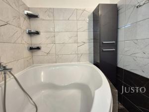 Pronájem bytu 3+1, Písek - Pražské Předměstí, Jablonského, 67 m2