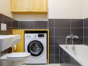 Pronájem bytu 1+kk, Praha - Horní Měcholupy, Nad přehradou, 36 m2