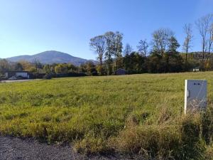 Prodej pozemku pro bydlení, Lichnov, 1387 m2