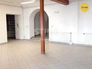 Pronájem obchodního prostoru, Litovel, Nám. Př. Otakara, 50 m2
