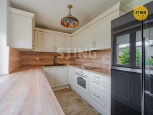 Prodej rodinného domu, Holasovice - Loděnice, 232 m2